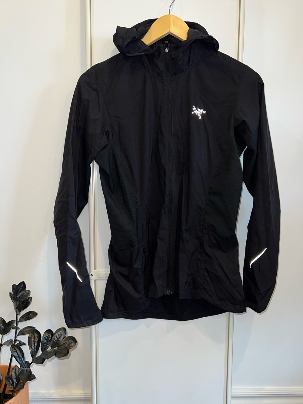 Arc’teryx Black Cita Hoody